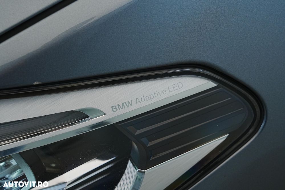 BMW Seria 5 520i AT MHEV - 23