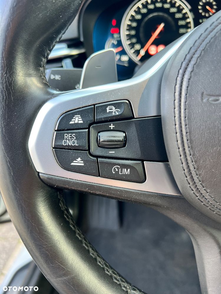 BMW Seria 5 530d - 17