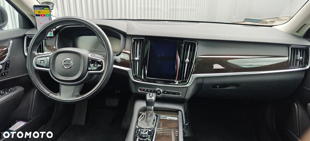 Volvo S90 T6 AWD Momentum - 19