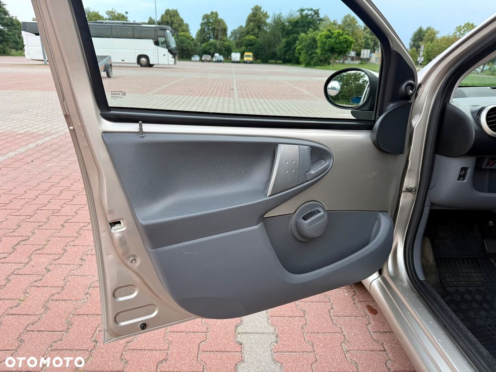 Toyota Aygo Multi Mode ckIN2U - 28