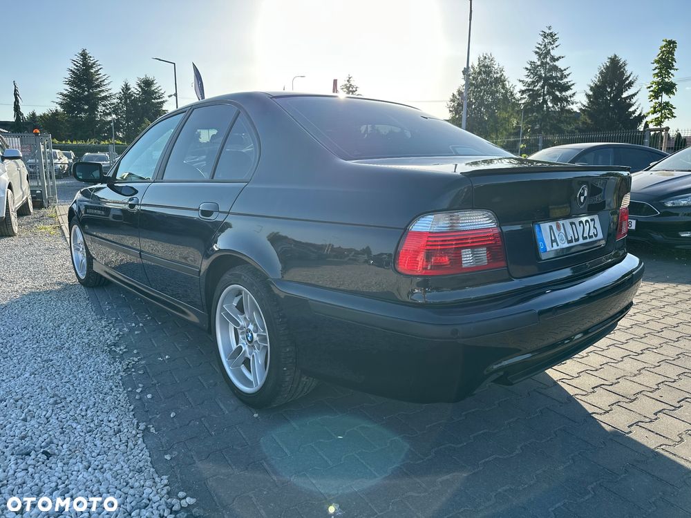 BMW Seria 5 525i - 10