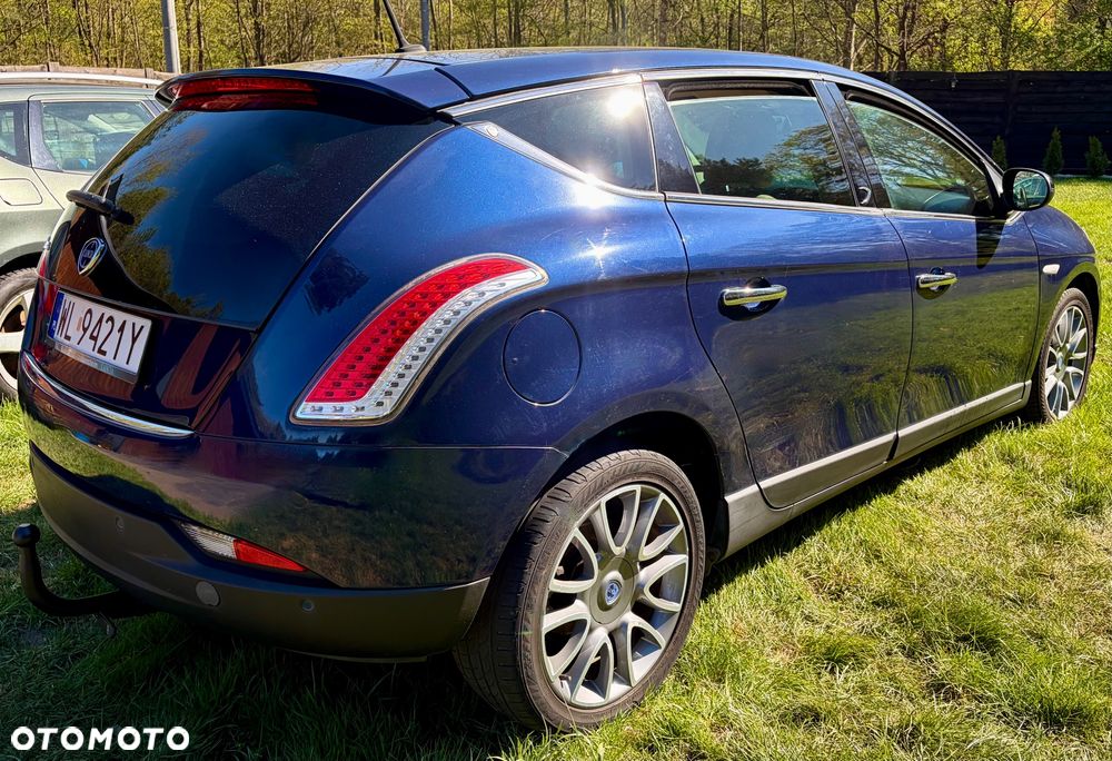 Lancia Delta 1.6 MultiJet 16v Gold - 10
