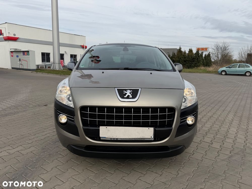 Peugeot 3008 HDi 115 Allure - 2