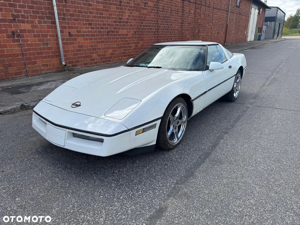 Chevrolet Corvette - 3