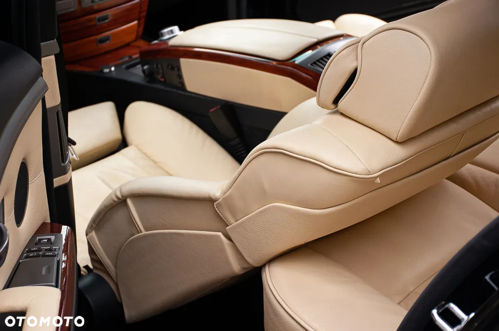 BMW Seria 7 730d - 27