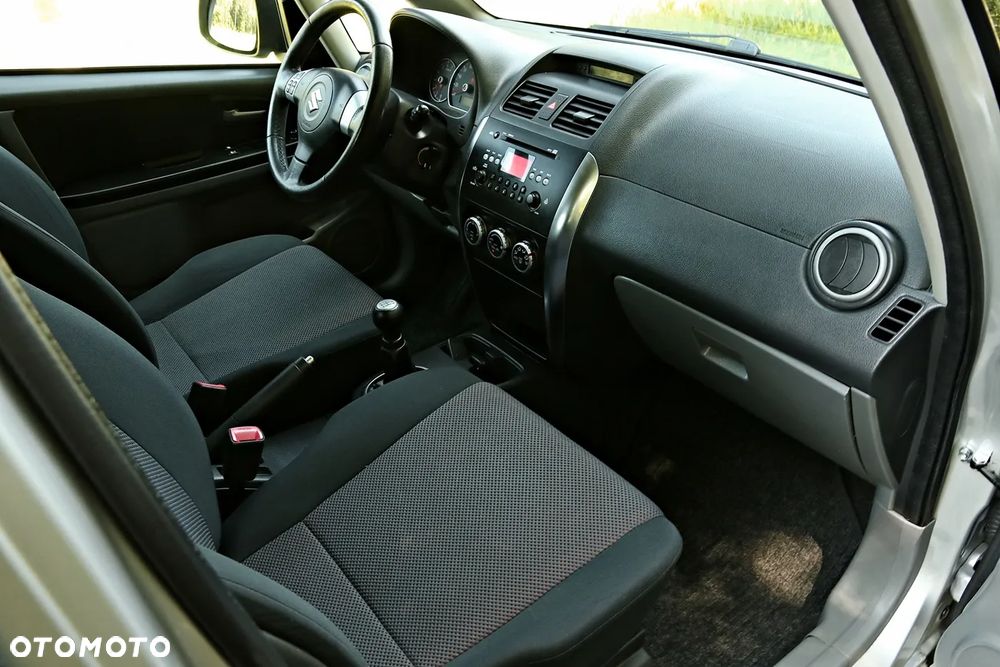 Suzuki SX4 1.6 VVT 4x2 City - 8