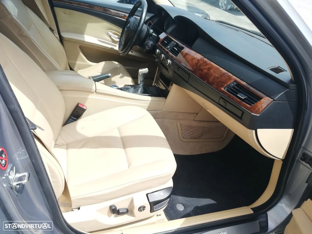 BMW 520 d Executive - 9
