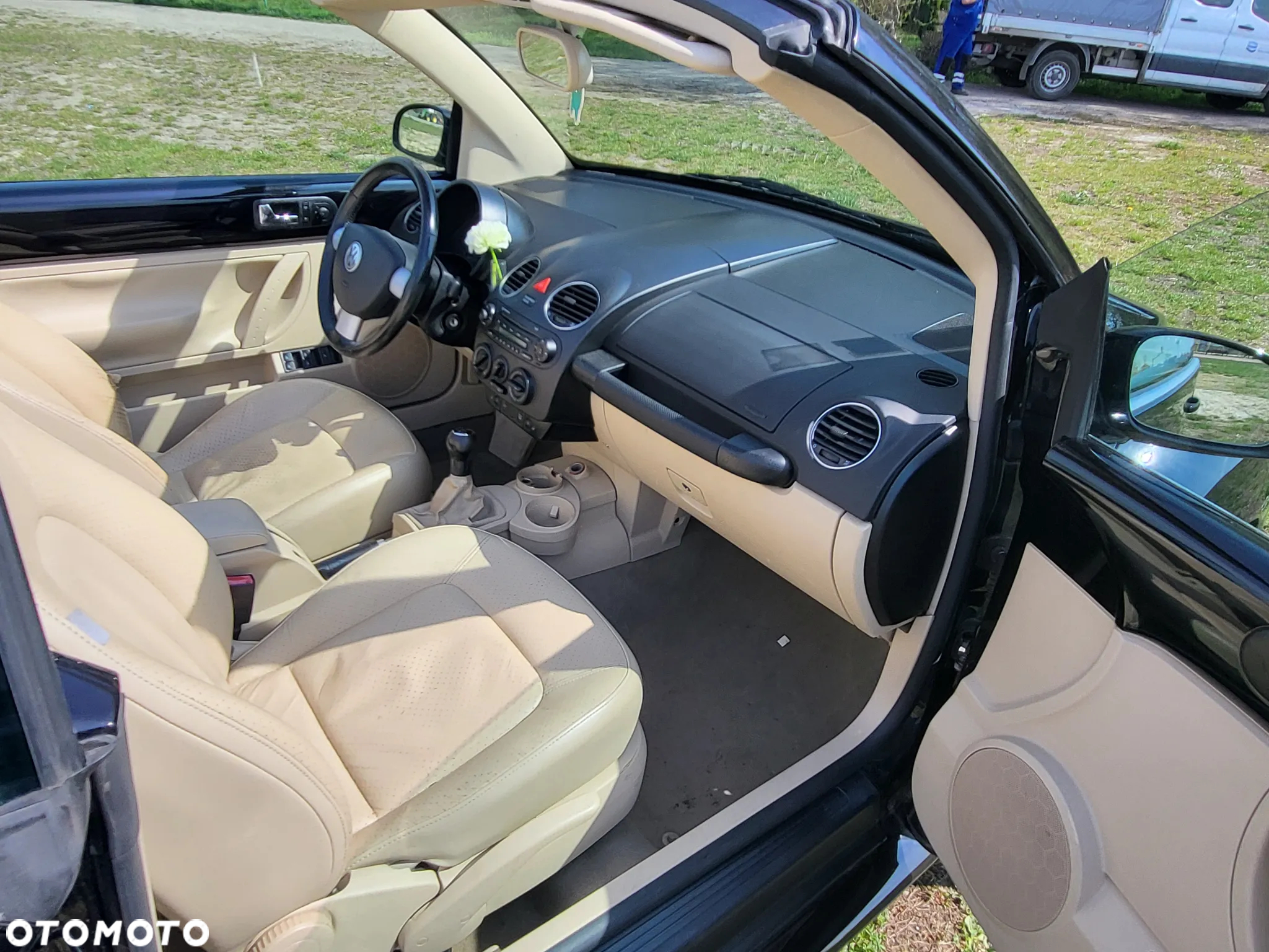 Volkswagen New Beetle Cabriolet 1.9 TDI DPF - 13