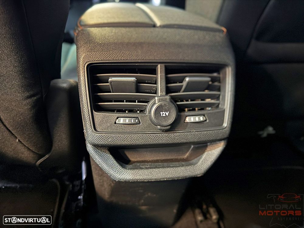 Peugeot 3008 1.2 PureTech Allure EAT8 - 38