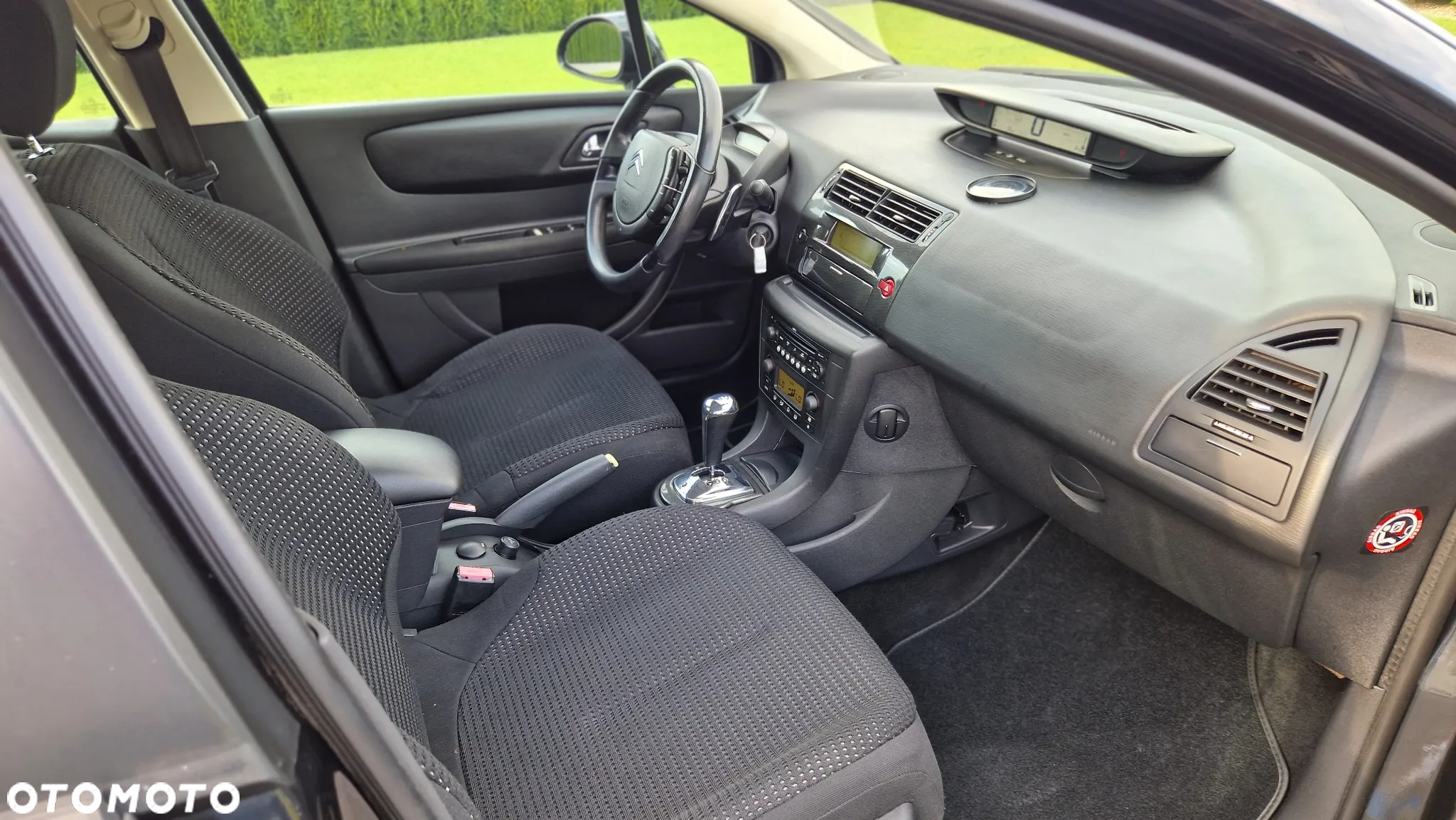 Citroën C4 1.6 HDi FAP EGS6 Exclusive - 8
