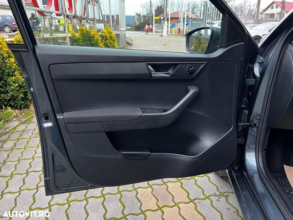 Skoda Fabia 1.0 TSI 95 CP Ambition - 32