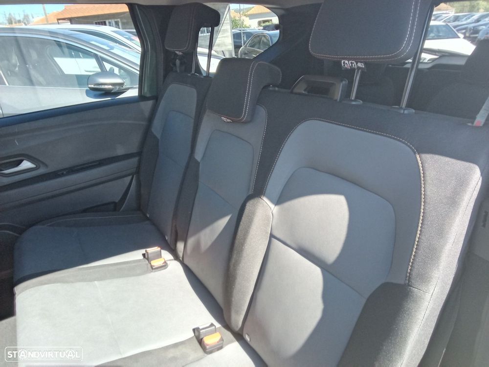 Dacia Jogger 1.0 TCe Comfort 7L - 25