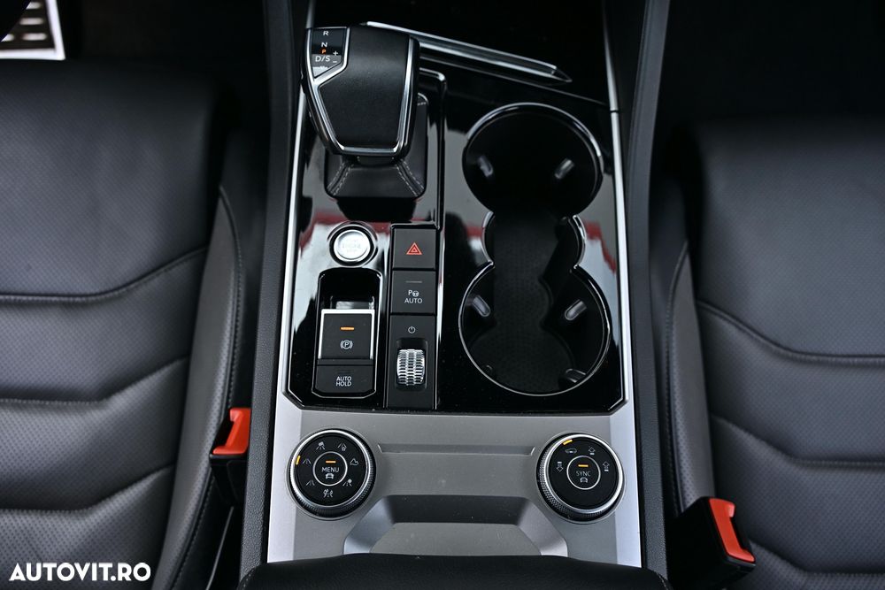 Volkswagen Touareg V6 TDI R-Style - 40