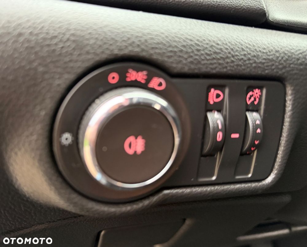 Opel Astra 1.6 Active - 35