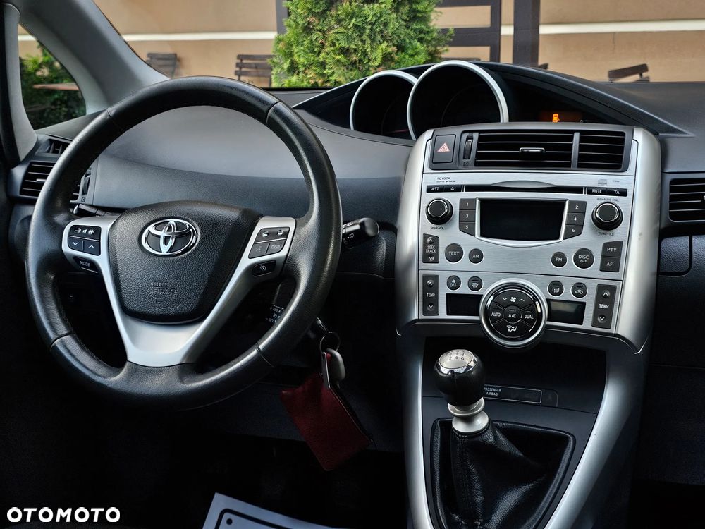 Toyota Verso 1.8 5-Sitzer Comfort - 10