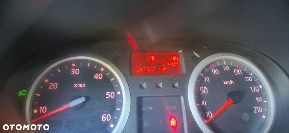 Renault Trafic - 19