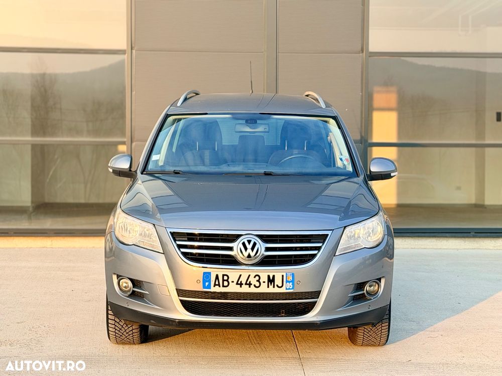 Volkswagen Tiguan - 2