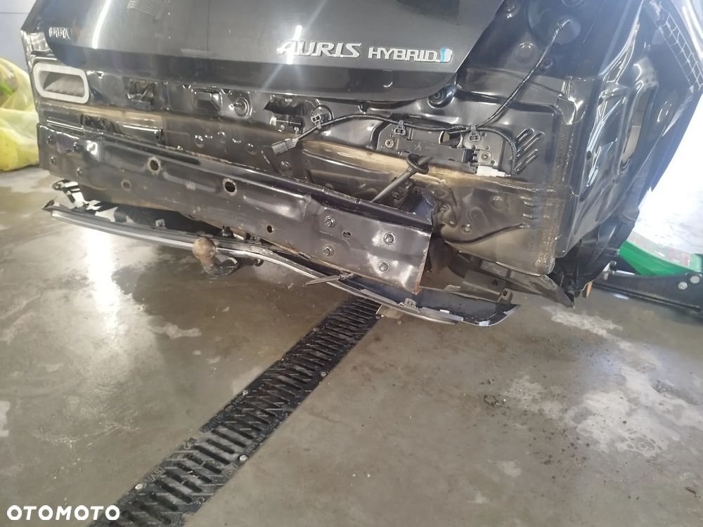 Toyota Auris 1.8 Life - 38