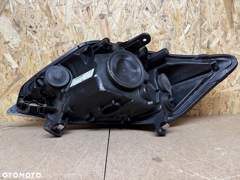 LAMPA PRZÓD PRAWA SOCZEWKA H7 FORD KUGA MK1 BV4J-13W029-AA - 8