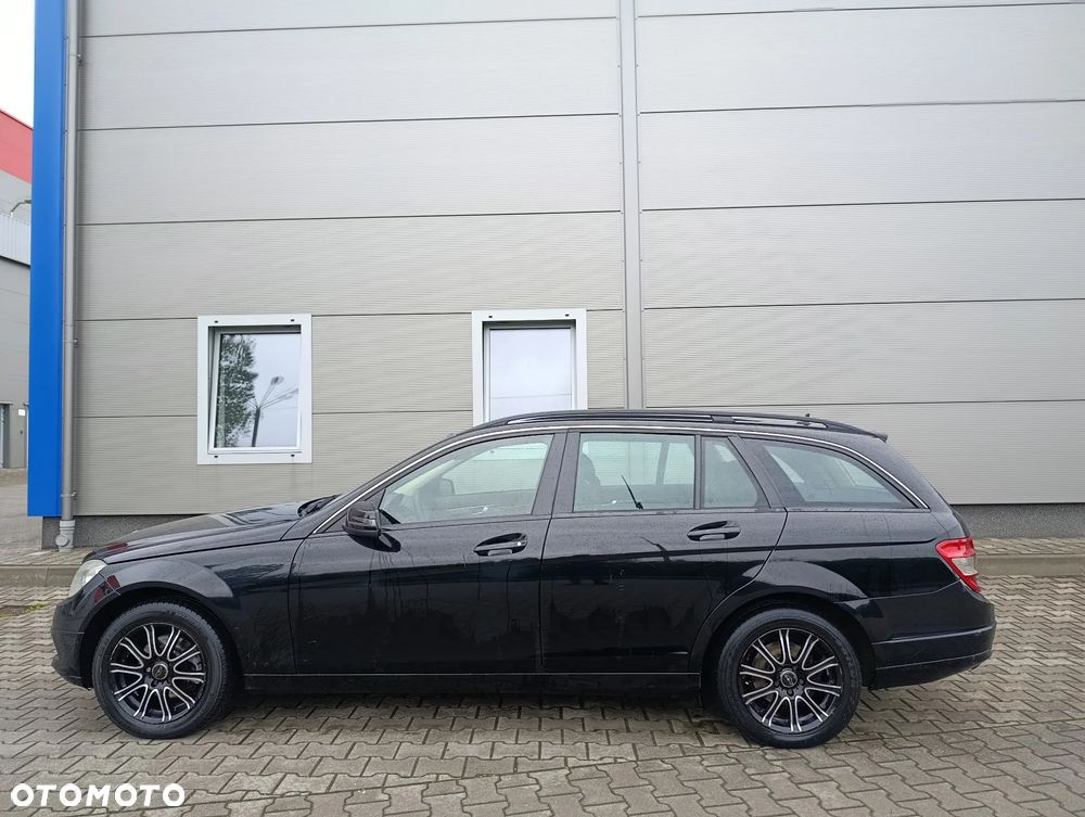 Mercedes-Benz Klasa C 200 CDI DPF (BlueEFFICIENCY) Elegance - 9