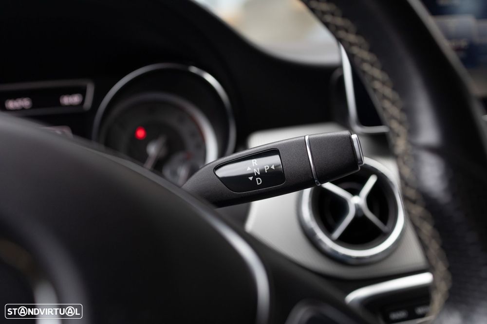 Mercedes-Benz CLA 200 d Shooting Brake Urban Aut. - 30