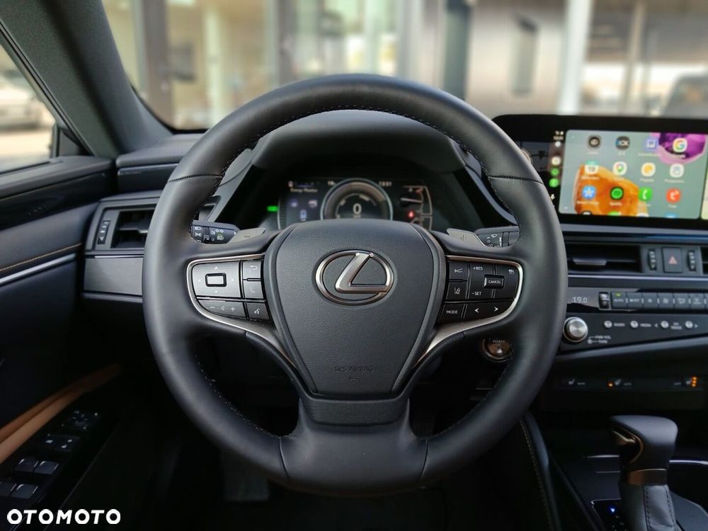 Lexus ES 300h Business Edition - 15