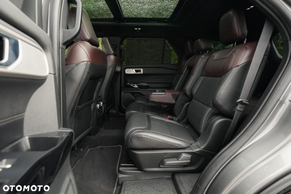 Ford Explorer - 14