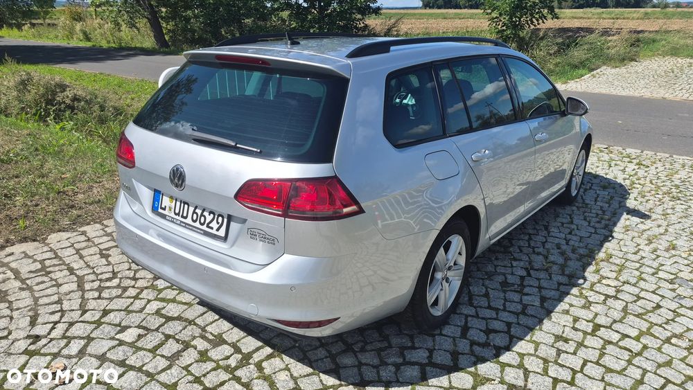 Volkswagen Golf 1.6 TDI BlueMot Comfortline - 4