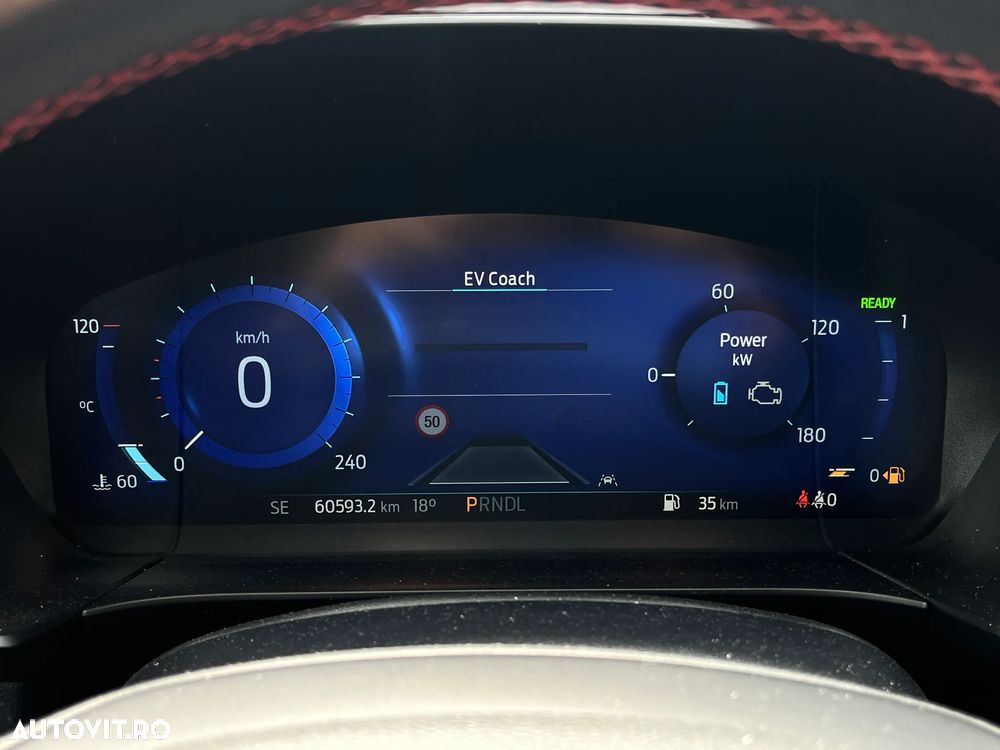 Ford Kuga 2.5 Duratec FHEV ST-LINE - 16
