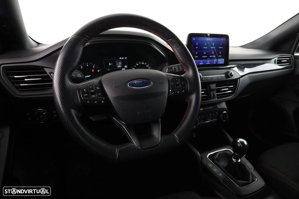 Ford Focus 1.0 EcoBoost ST-Line - 10