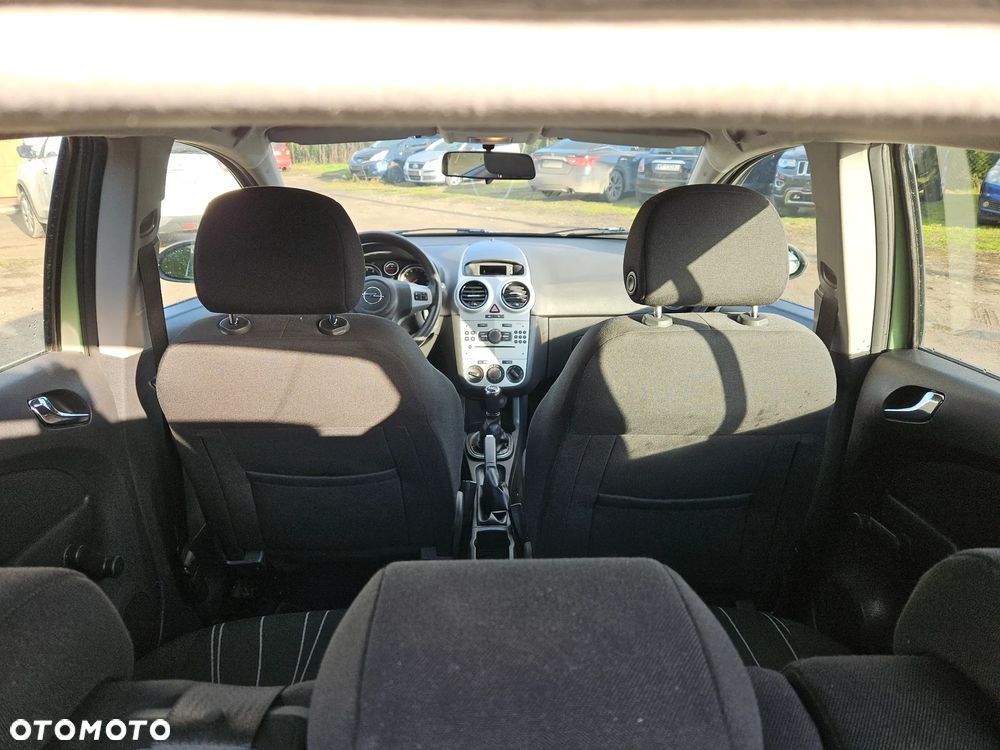 Opel Corsa 1.2 16V Edition - 14