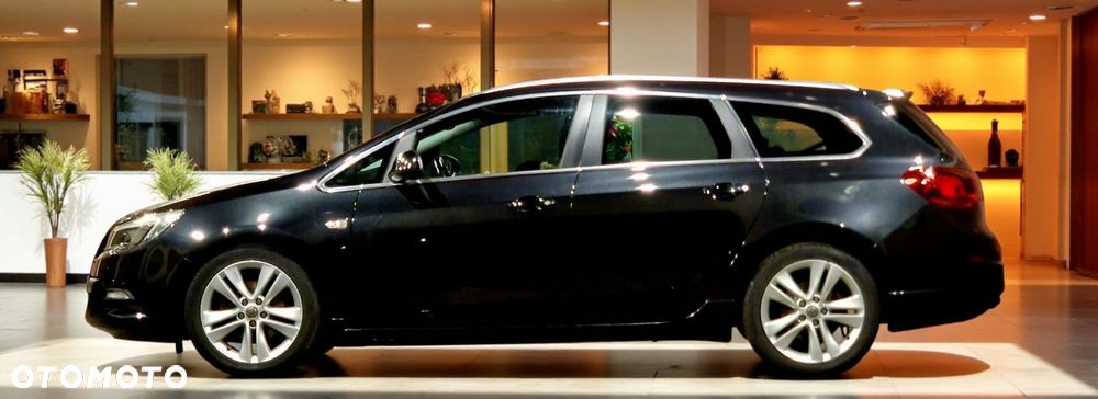 Opel Astra 1.6 Turbo Sport - 3