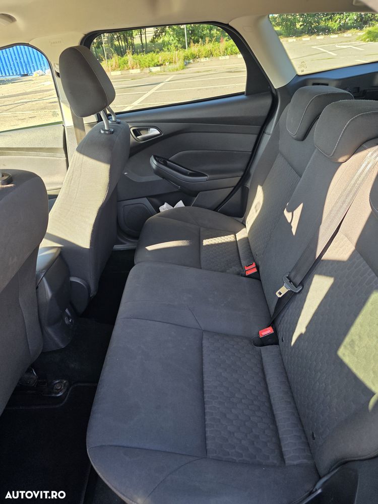 Ford Focus - 9