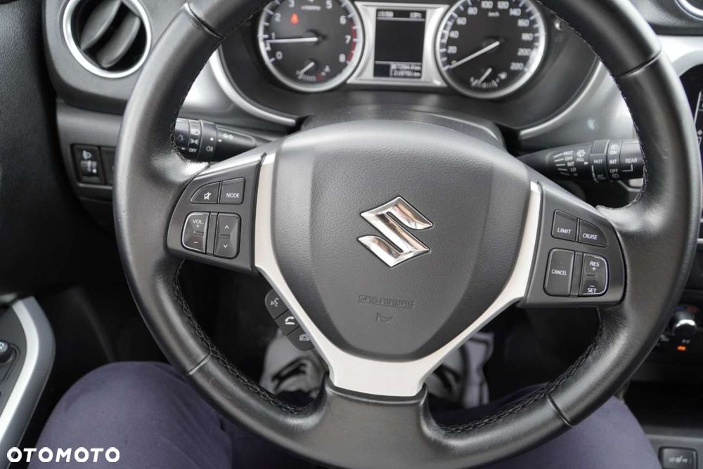 Suzuki Vitara 1.6 (4x2) Comfort - 12