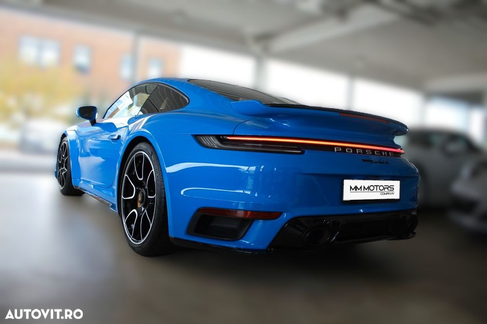 Porsche 911-TURBO-S Standard - 8