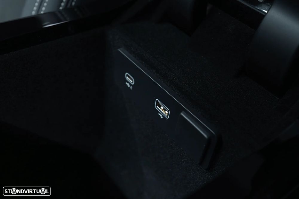 Land Rover Range Rover Velar 2.0 P400e AWD - 47