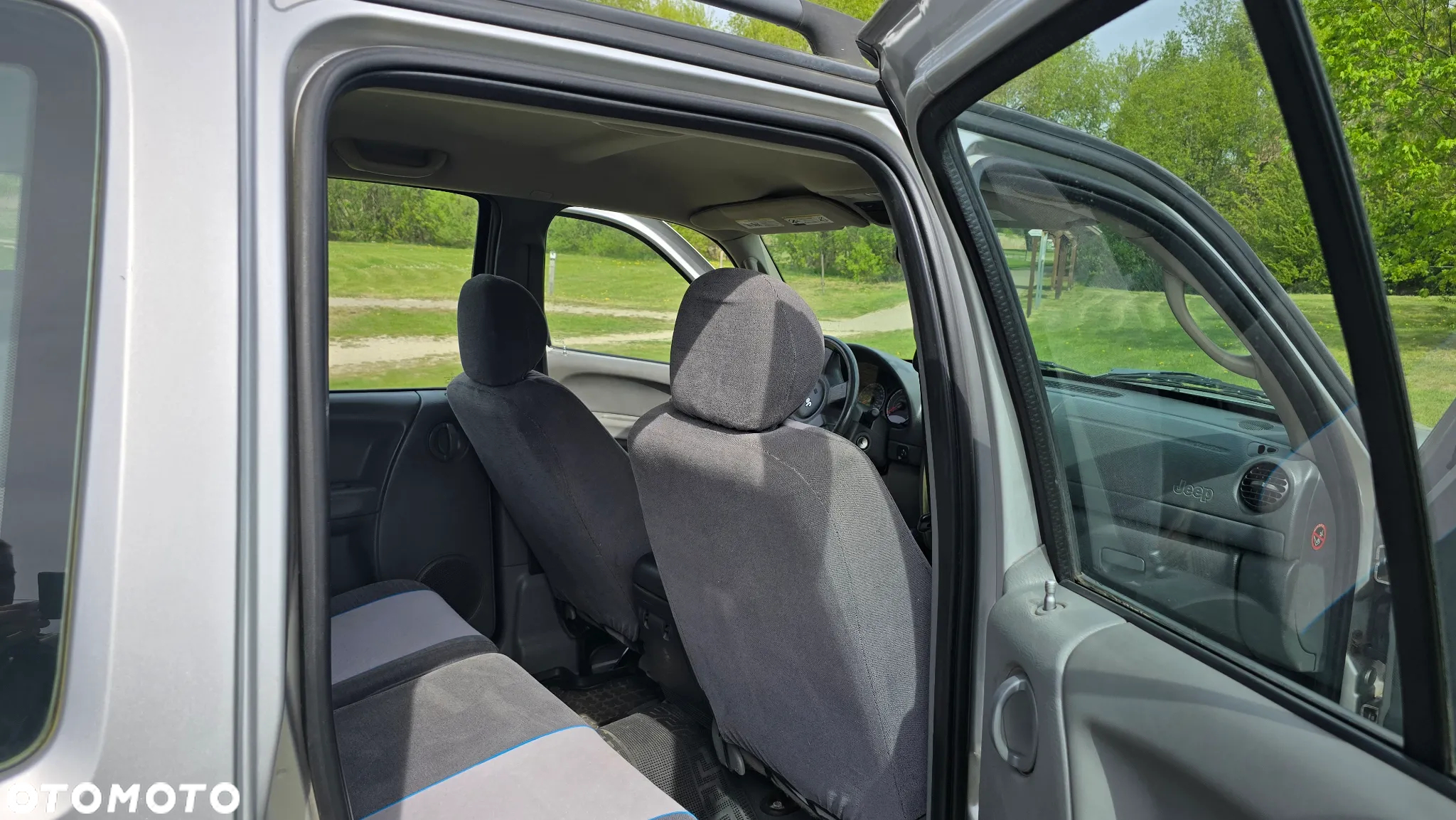 Jeep Cherokee 2.8 CRD Sport - 18