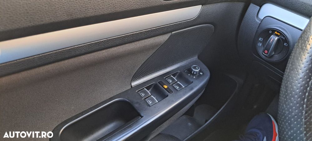 VOLKSWAGEN Golf 2011 — imagine 8