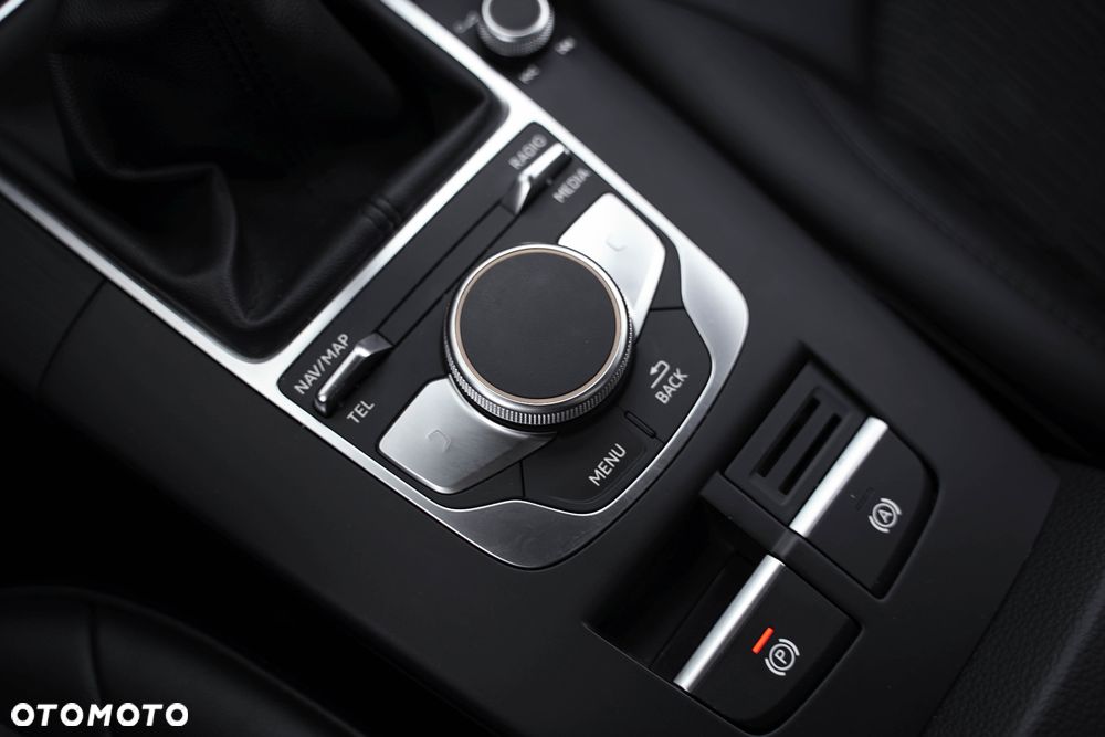 Audi A3 Sportback 2.0 TDI (clean diesel) Attraction - 25