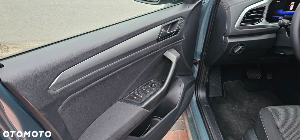 Volkswagen T-Roc 1.5 TSI Life Plus DSG - 10