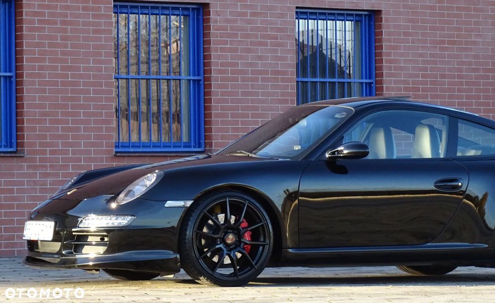 Porsche 911 Carrera S - 13