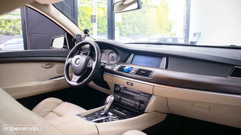BMW 520 Gran Turismo d Line Luxury - 8