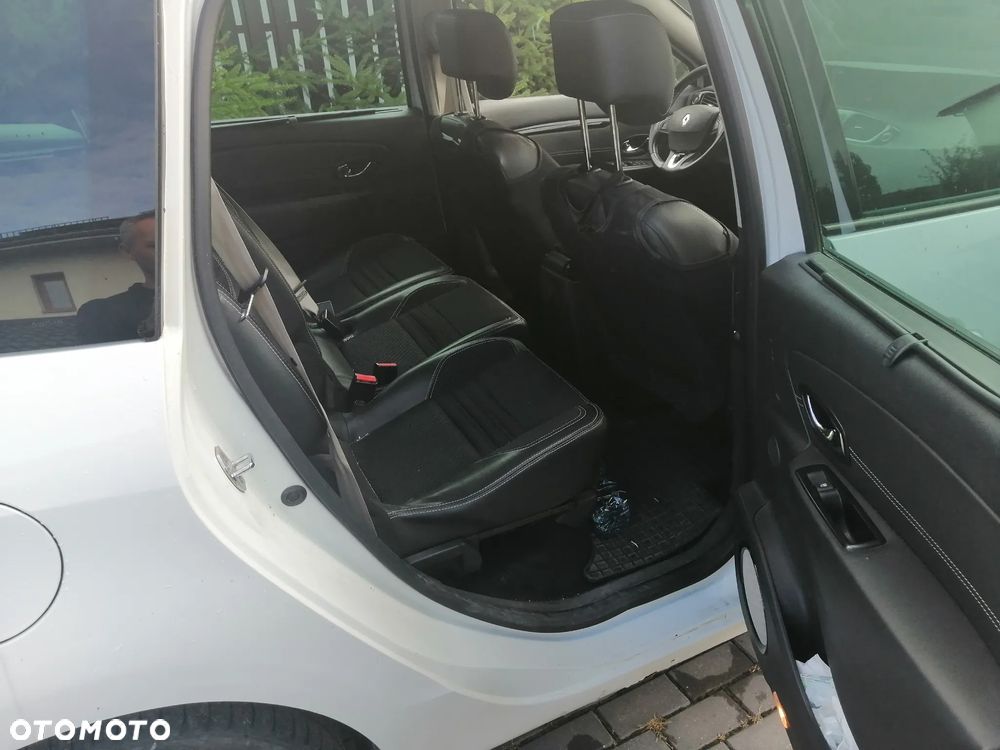 Renault Scenic 1.5 dCi Bose EDition EDC - 25