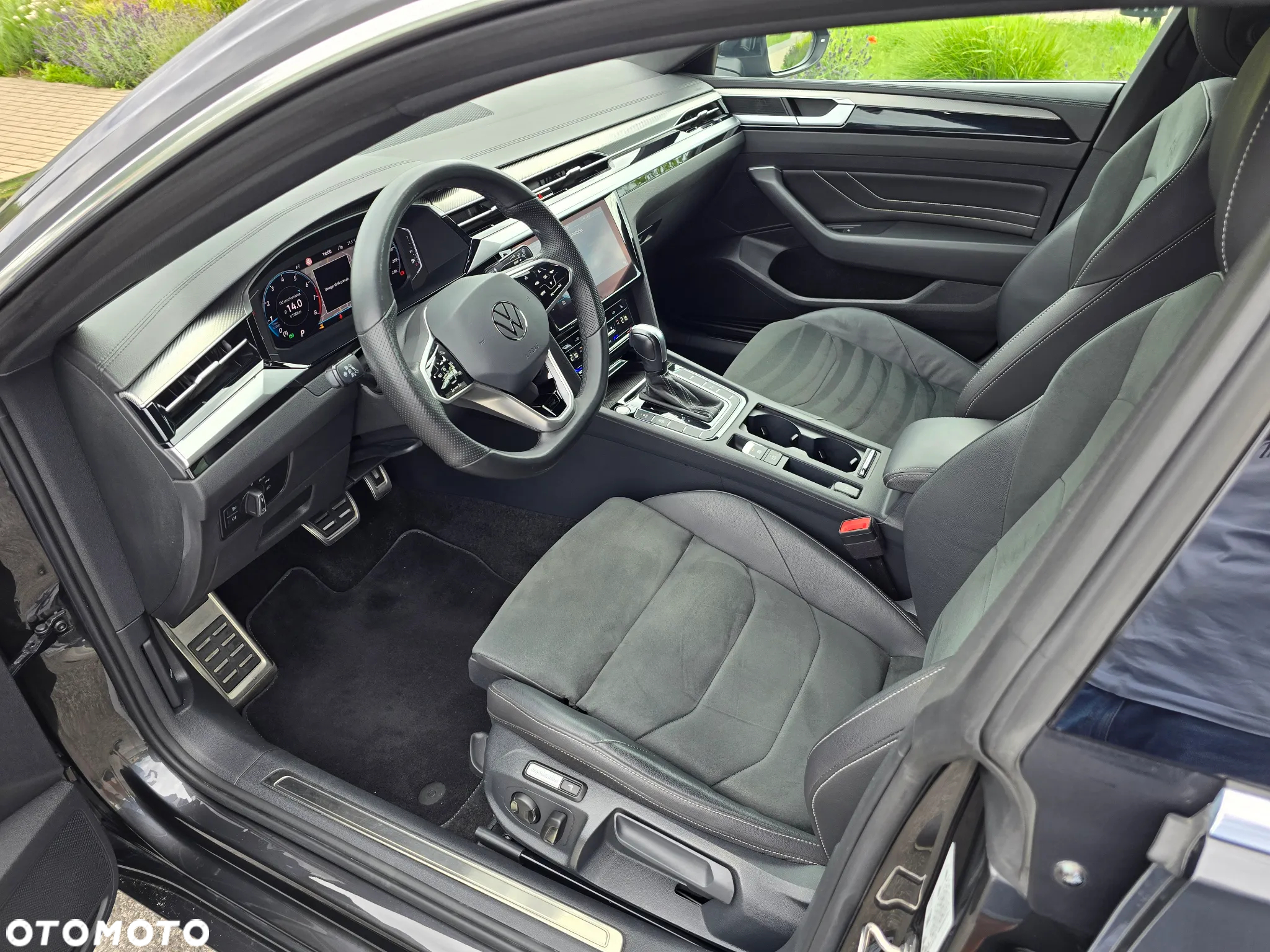 Volkswagen Arteon 2.0 TSI R-Line DSG - 14