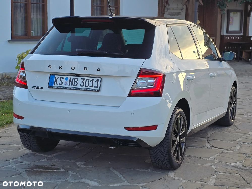 Skoda Fabia 1.0 TSI Monte Carlo - 10