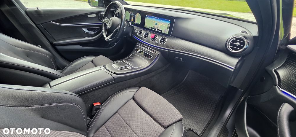 Mercedes-Benz Klasa E 220 d 9G-TRONIC Avantgarde - 17