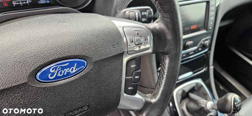 Ford Galaxy 2.0 TDCi Titanium - 29