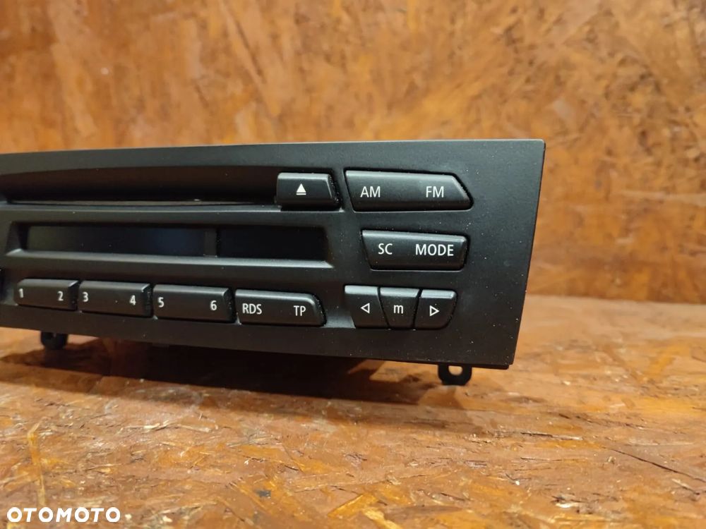 BMW E91 / E90 / E81 / E82 / E84 / E90LCI ORYGINALNE RADIO BMW BUSINESS CD W BARDZO DOBRYM STANIE EUROPA SPRAWNE W 100% O NR. 65 12 9 216 273 /  65 12 9 232 250 OEM - 7