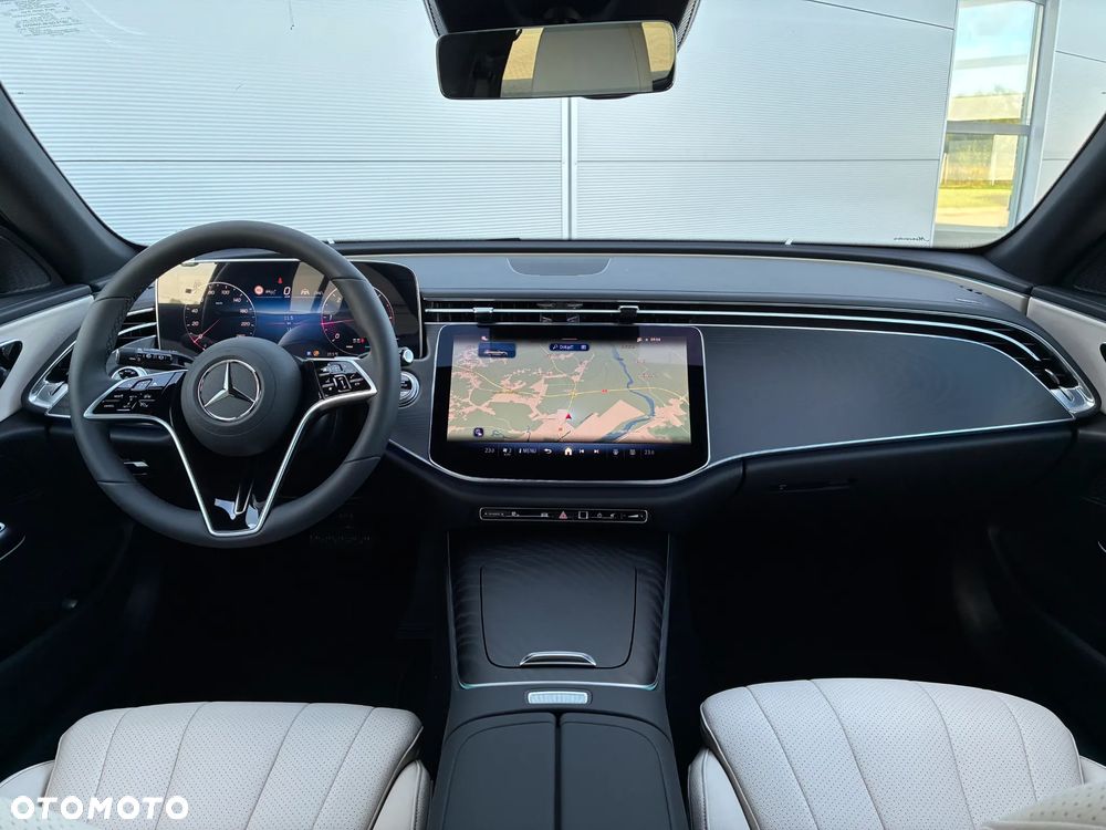 Mercedes-Benz Klasa E 200 d mHEV AMG 9G-Tronic - 7