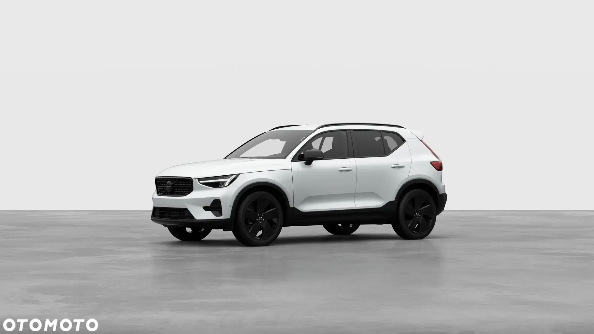 Volvo XC 40 B4 Plus Black Edition - 1
